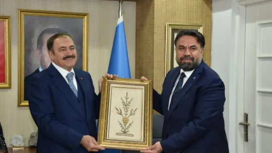 AK Parti Milletvekili Eroğlu: '20 yılda Balıkesir'e 50 milyar liralık yatırım yaptık'