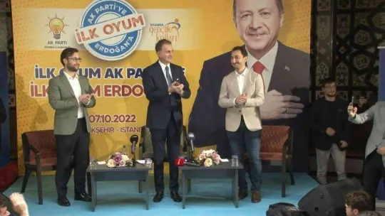 AK Parti Sözcüsü Ömer Çelik gençlerle bir araya geldi