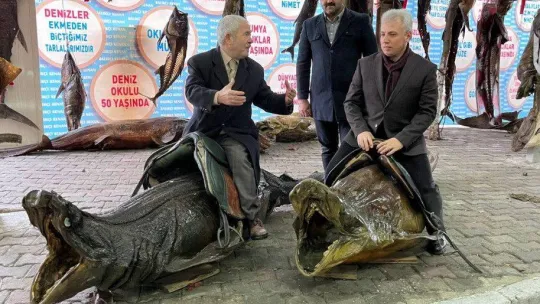 AK Partili Günaydın'dan İmamoğlu yorumu 'Bir bardak suda fırtına kopartıyorlar'