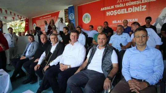 Akbalık Yağlı Güreşleri'nde 600 pehlivan mücadele ediyor