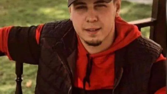 Akıllara durgunluk veren kaza: 8 kilometre böyle gitmiş