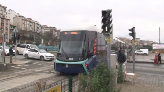Alibeyköy'de 33 kişinin yaralandığı tramvay kazasında sinyalizasyon hatası iddiası