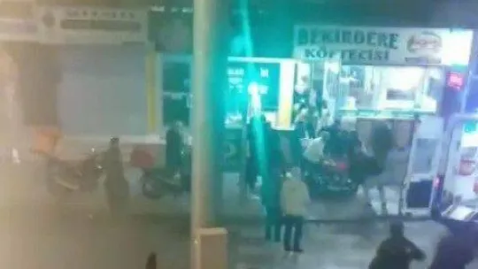 Alkol içtiği arkadaşları tarafından vurulan genç hayatını kaybetti