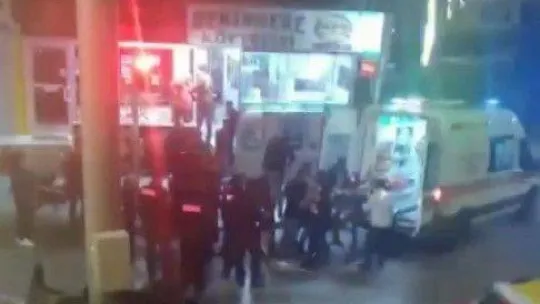 Alkol içtiği arkadaşları tarafından vurulan genç hayatını kaybetti