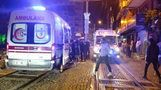 Alkollü şahısların kavgasında 1 kişi yaralandı