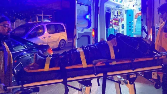 Alkollü sürücünün kullandığı otomobil ile motosiklet çarpıştı