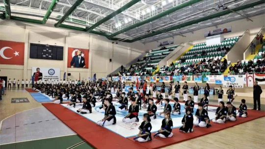 Alpagut rüzgarı Bursa'da esti