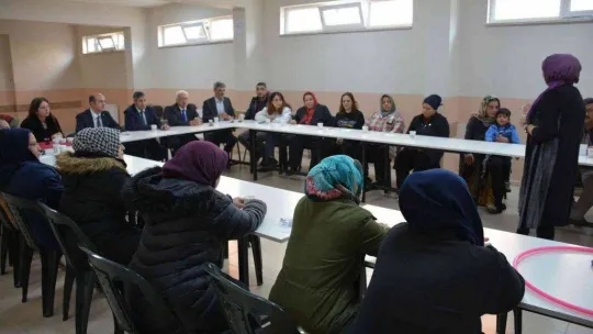 Altıeylül'de 2 bin 250 veli eğitim gördü