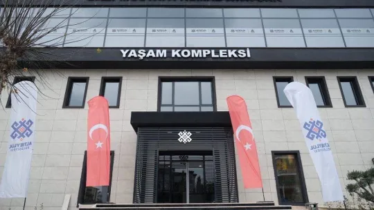 Altıeylül'de dev proje kapılarını açtı