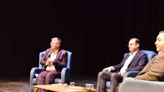 Altıeylül'de Türkiye ve dünya gündemi tartışıldı