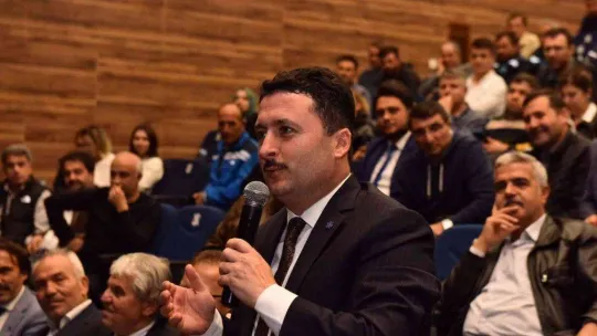 Altıeylül'de Türkiye ve dünya gündemi tartışıldı