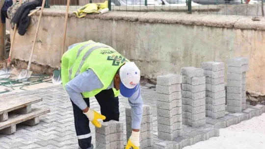 Altıeylül sokaklar ilmek ilmek işleniyor