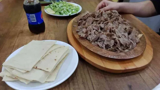 Altın ödüllü 2.5 kilo döner yarışmasının kazananı yok