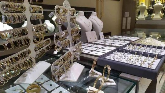 Altın ve takıda indirim kampanyası