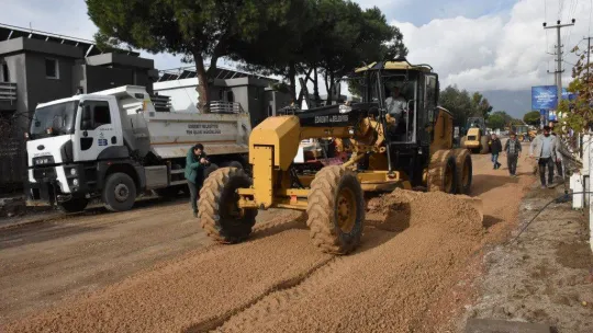 Altınkum Atatürk Caddesi yenileniyor