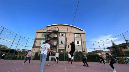 Altınküre'de voleybol turnuvası başladı