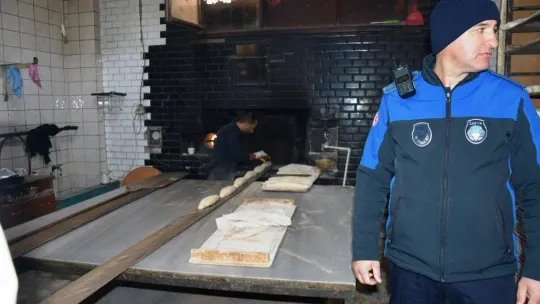 Altınova'da fırınlara denetim