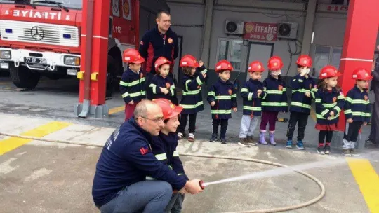 Altınova İtfaiyesi'nden 2022'de 505 olaya müdahale
