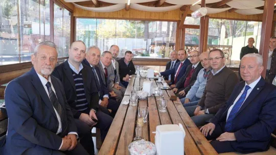 Anadolu'daki Balıkesirlilerin kalbi Ayvalık'ta attı