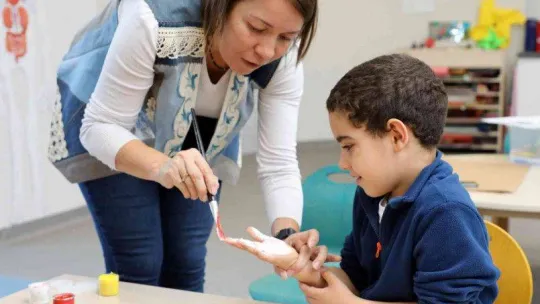 Anaokulu öğrencilerine deneysel arkeoloji eğitimi