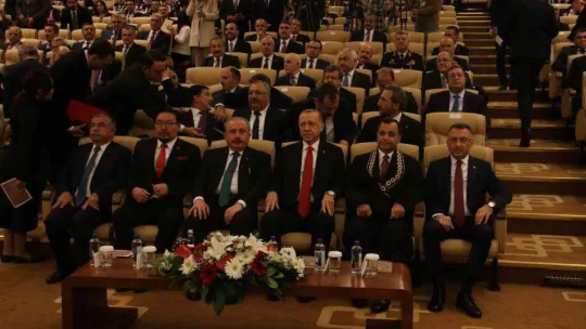 Anayasa Mahkemesi'nin yeni üyesi Muhterem İnce yemin etti