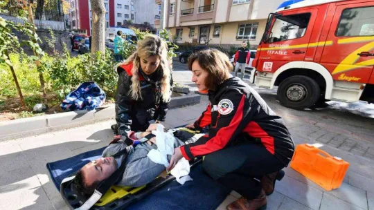 Ankara Büyükşehir'den Düzce Depremi'nin yıl dönümünde anlamlı tatbikat