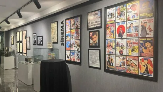 Ankara'da 1970'li yılları yansıtan 'Zor Yıllar' sergisi açıldı