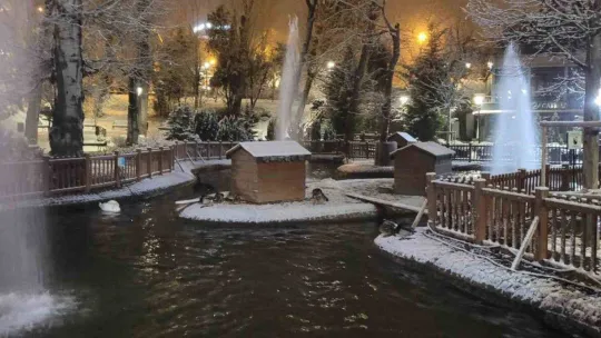 Ankara'da kar yağışı etkili oldu