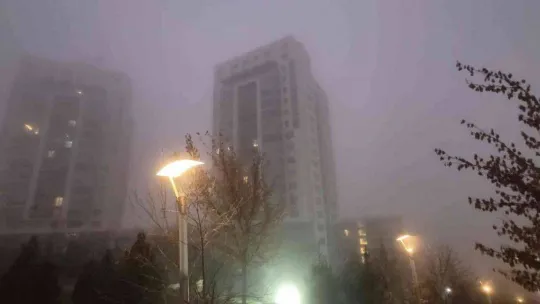 Ankara'da yoğun sis: Görüş mesafesi 10 metreye kadar düştü