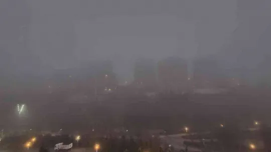 Ankara'da yoğun sis: Görüş mesafesi 10 metreye kadar düştü