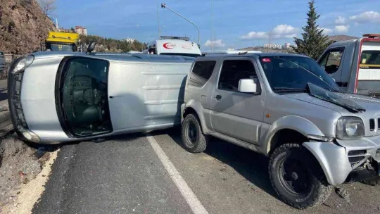 Ankara'da zincirleme kazada 5 araç birbirine girdi