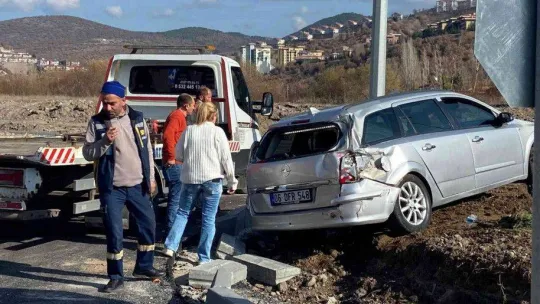 Ankara'da zincirleme kazada 5 araç birbirine girdi