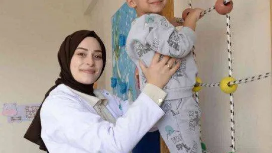 Anneler seminere, çocuklar atölyeye