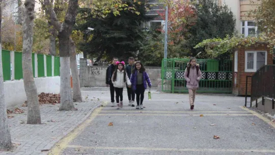 Ara tatil sonrası okullarda ders zili çaldı