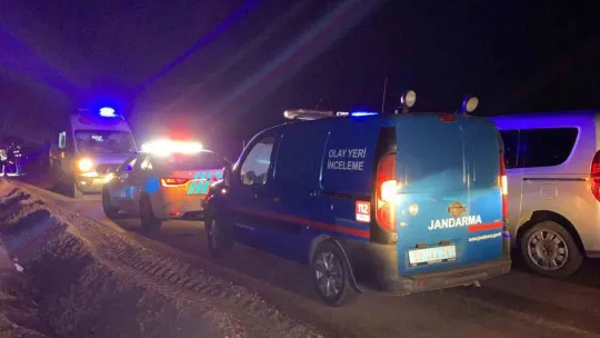 Aracın çarpmasıyla 25 metre sürüklenen yabancı uyruklu yaya hayatını kaybetti