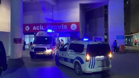 Aracını TEM'e bırakıp polisten kaçtı, zincirleme kazaya sebep oldu