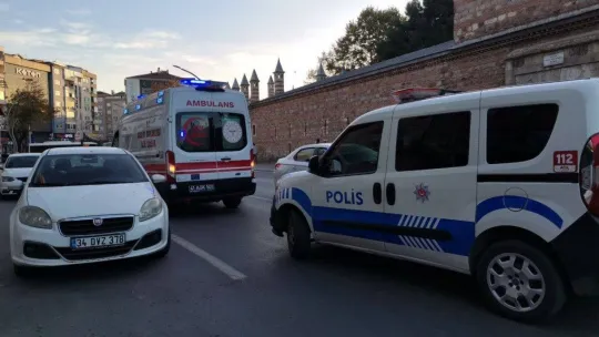 Aracının içinde uyuyakalan şahıs, ekipleri harekete geçirdi