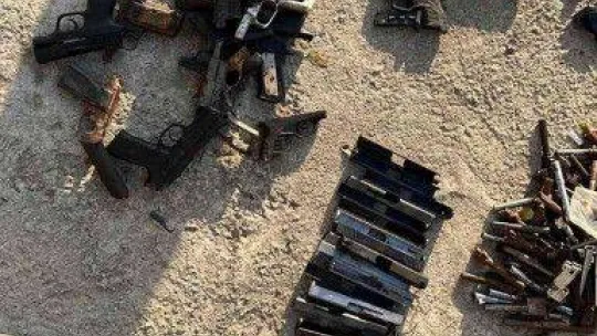 Aralarında eski yüzbaşının bulunduğu kaçak silah çetesine operasyon: 14 gözaltı