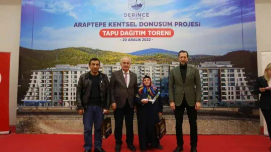 Araptepe'de hak sahiplerinin tapu sevinci