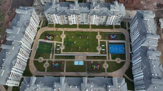 Araptepe'de hak sahiplerinin tapu sevinci