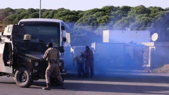 Araziye inen özel harekat polislerinden nefes kesen tatbikat