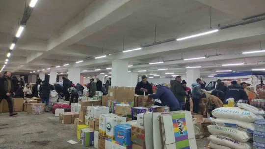 Ardahan'dan deprem bölgesine yardım seferberliği