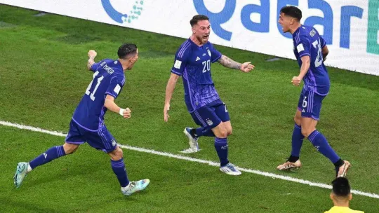 Arjantin ve Polonya, Dünya Kupası'nda son 16'ya kaldı