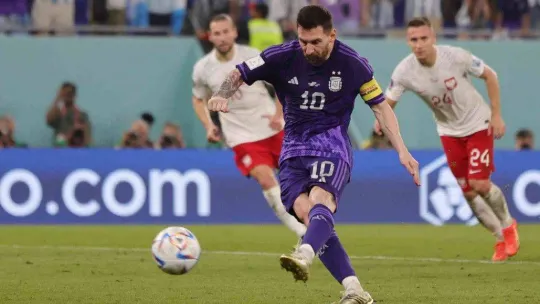 Arjantin ve Polonya, Dünya Kupası'nda son 16'ya kaldı