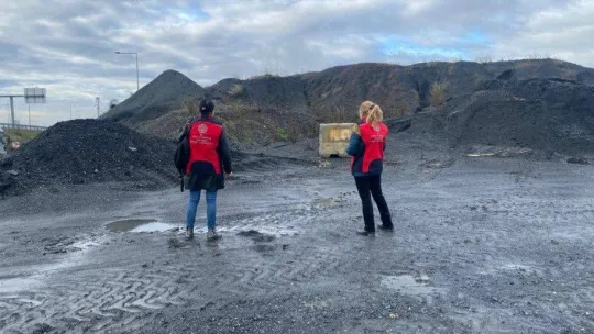 Arnavutköy'de boş araziye atık dökenlere idari yaptırım uygulanacak