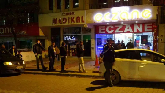 Artan hastalıklar nöbetçi eczanelerde kuyruk oluşturdu