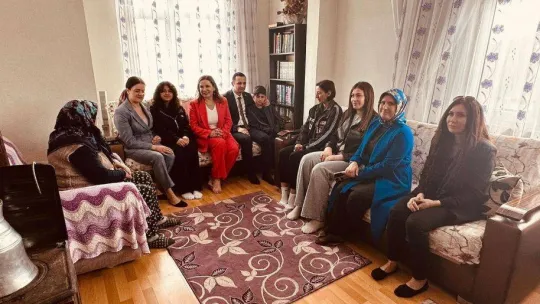 Arzu Erdem'e Silivri'de yoğun ilgi