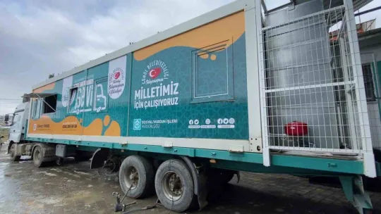 Aşevi tırı deprem bölgesine yola çıkıyor: Günde 25 bin kişiye sıcak yemek ikram edecek