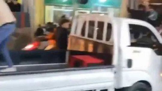 Asker uğurlamasında peş peşe ateşlediler