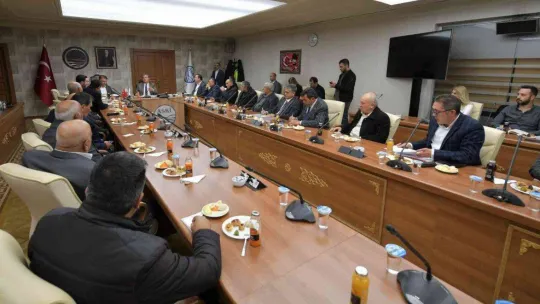 ASKİ Genel Müdürü Erdoğan Öztürk, Bala muhtarlarıyla buluştu